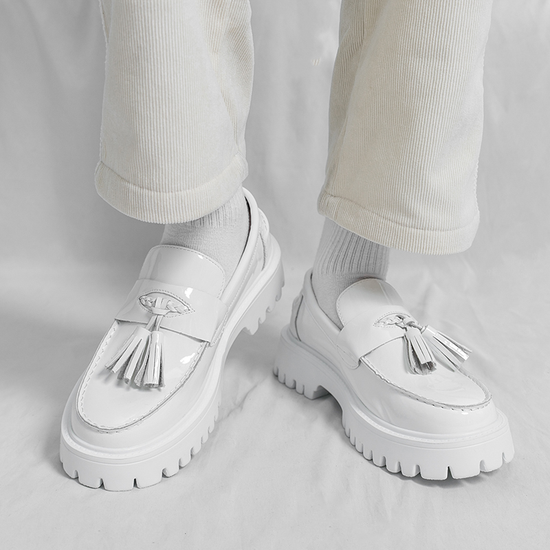 Scarpe da Uomo in Pelle, Mocas - Mens Grooming On Sale recensione e prezzo